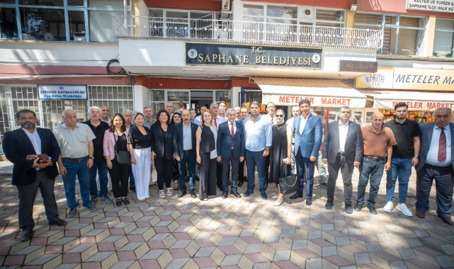 Başkan Mutlu’dan Şaphane mesaisi: “El ele verip halkın mutluluğu için çalışacağız”