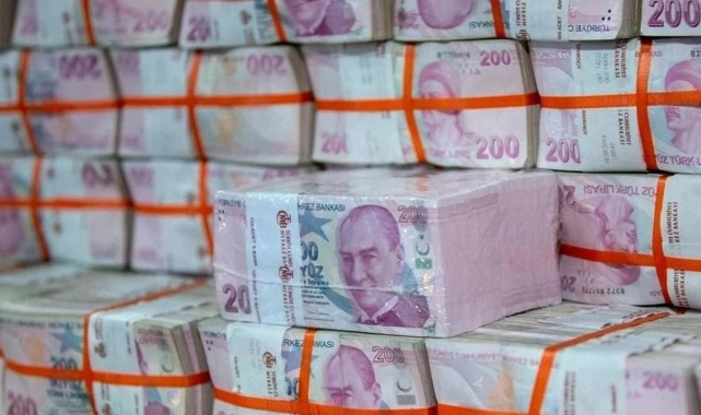 Hazine, milyarlarca lira borçlandı 