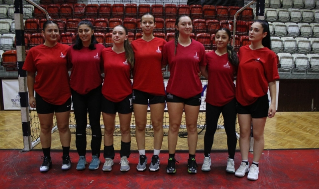 Hentbolun yeni yıldızları Büyükşehir altyapısından