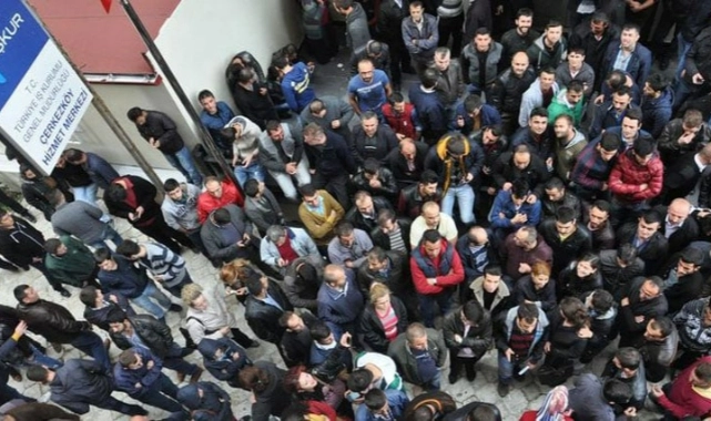 İktidarın gençlere yönelik anketinden gelecek kaygısı çıktı 
