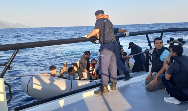 İzmir'in sularında can pazarı 