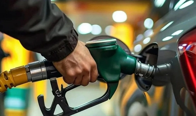 Motorine indirim pompaya yansıdı 