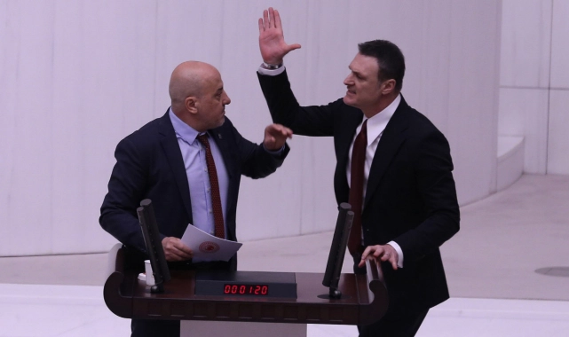 Özgür Özel, Alpay Özalan’ı eleştirdi: “Alpay, demokrasi mikrobudur”