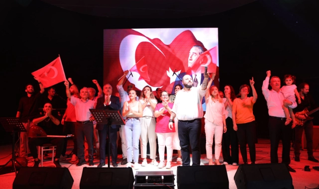 Zafer’in 102. Yılı Güzelbahçe’de Coşkuyla Kutlandı