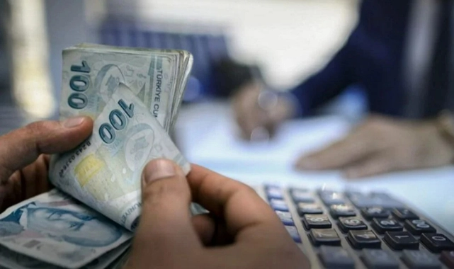 2025 yılında emekli ve memur maaşları ne kadar olacak? 