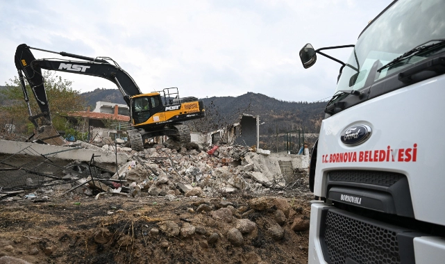 Bornova Belediyesi’nden yangın mağduru aileye destek