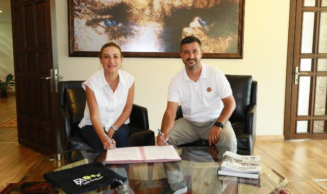 Efes Selçuk'ta çocukları tenis ile tanıştıracak protokol imzalandı