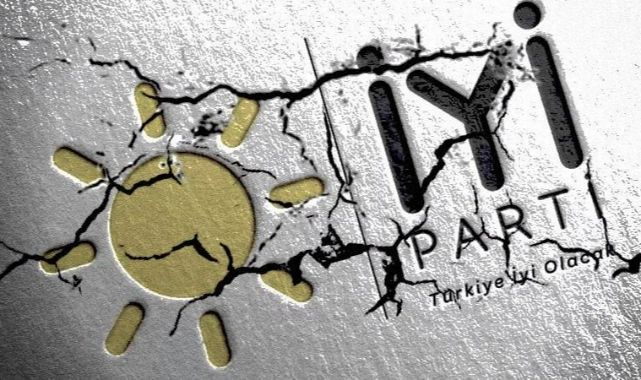 İYİ Parti’de toplu istifa