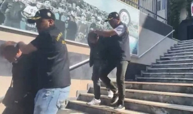 İzmir'de dublörlü dolandırıcılık: İki şüpheli tutuklandı
