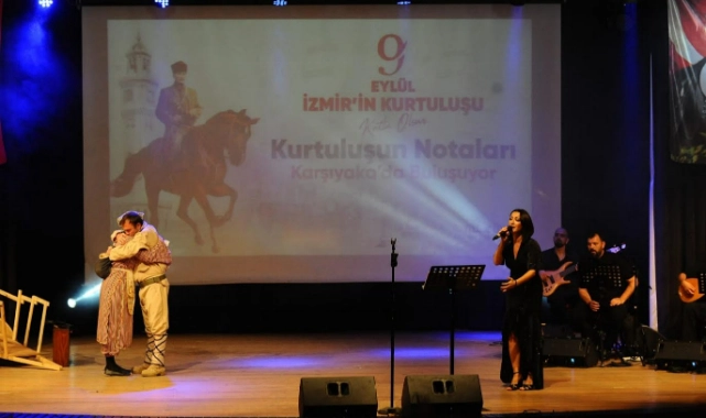 Kurtuluşun notaları Karşıyaka’da yankılandı