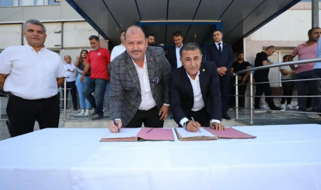 Menderes’te emekten yana sözleşmeler imzalandı