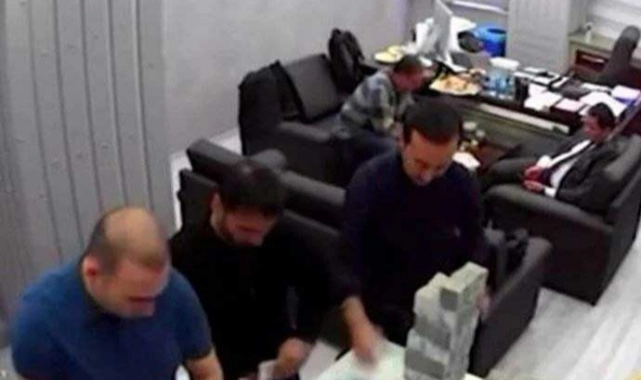 “Para sayma” davasında ilk duruşma 