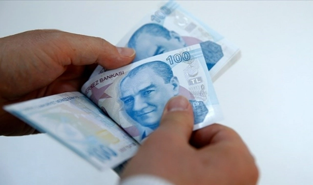 Sene başından beri maaşların 3’te 1’i eridi