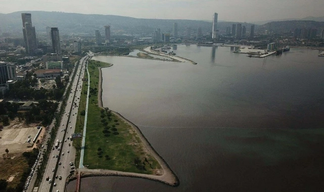 Uzmanı açıkladı: Körfezdeki kırmızılık ne zaman kaybolacak?