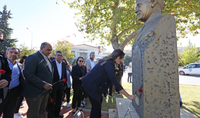 Ahmet Taner Kışlalı Güzelbahçe’de Anıldı