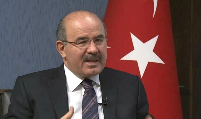 AK Parti’nin kurucusundan Kurtulmuş’a “Anayasa” eleştirisi: “AK Parti'ye yamanmış”