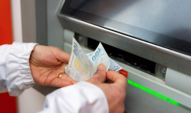 ATM'ler enflasyona yenildi: Para çekmek daha maliyetli
