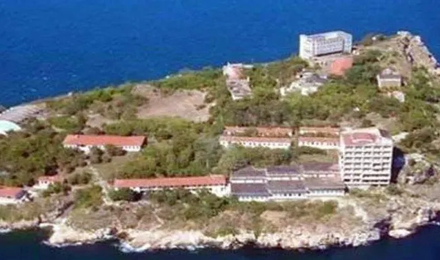 Bahçeli'nin açıklamalarına tepkiler sürerken 'İmralı ziyaretine izin çıktı' iddiası