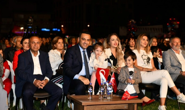 Başkan Yıldız: "Cumhuriyetimize kimse dokunamaz"