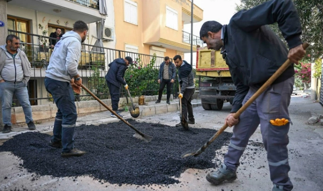 Bornova’da yol seferberliği