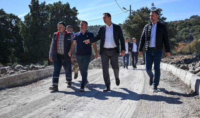 Bornova'nın kırsal mahallelerinde ulaşım kolaylaşıyor: Sarnıç ve Kurudere'de yol sorunları çözüldü