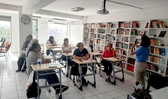 Çiğli Belediyesi’nden kadınlara ‘Anne Destek Programı’