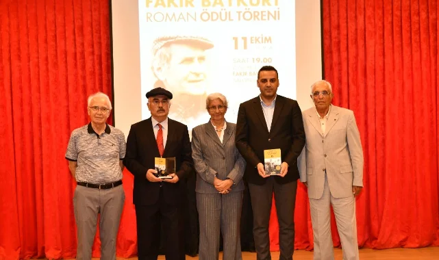 'Fakir Baykurt Roman Ödülü' Yazar Mehmet Saydur'a verildi