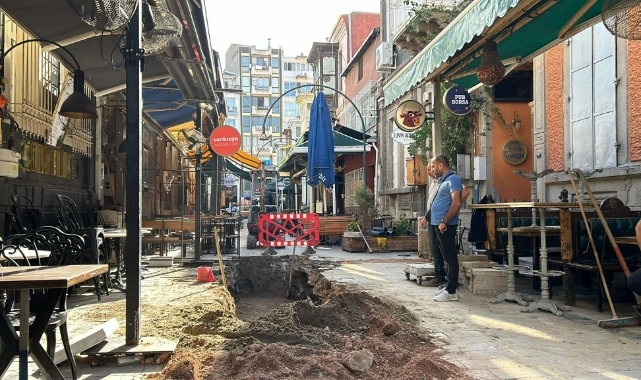 GDZ Elektrik'in bitmeyen kazıları esnafı isyan ettirdi: "Çalışmalar bitmezse..." 