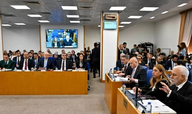 Meclis'te ana muhalefetsiz bütçe