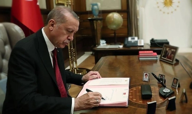 Resmi Gazete'de yayımlandı: Erdoğan'dan bakanlık ve büyükelçiliklere yeni atamalar