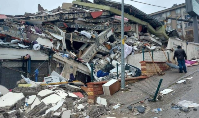 Sait Bey Sitesi davasında kamu görevlileri yargılanacak!