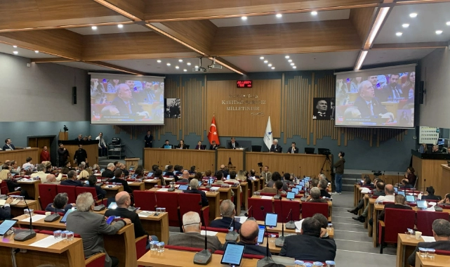 AK Partili üyeler de onayladı! Büyükşehir Meclisi’nde kreş kararı