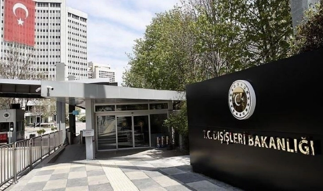Bakanlıktan açıklama geldi: Üç belediyeye kayyum atandı! 