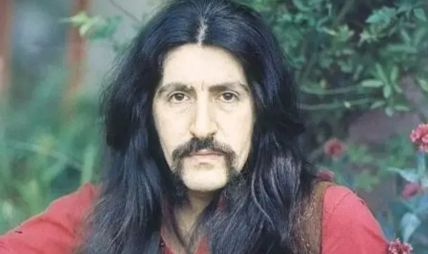 Barış Manço’nun hayatı beyaz perdeye taşınıyor!