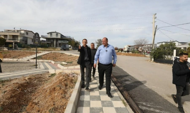 Başkan Çiçek, İZSU'nun çalışmalarını inceledi: "Makamlarda değil, sahalarda olacağız" 