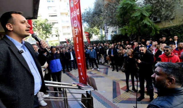 Başkan Eşki duyurdu: Bornova'da TİS düğümü çözüldü! 