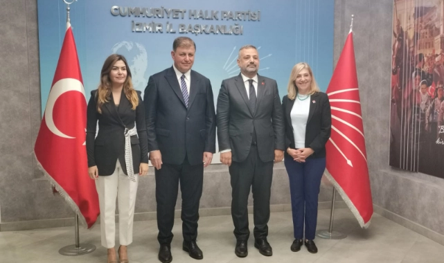 Başkan Tugay’dan CHP İzmir’e ziyaret: “İl kongresine kadar birlikte çalışacağız”