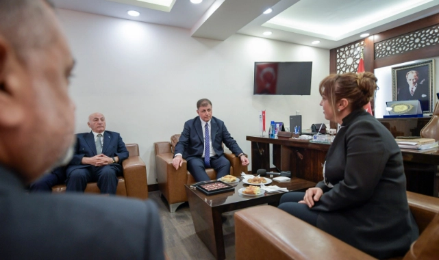 Başkan Tugay: “Dayanışma içinde olalım”