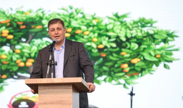  Başkan Tugay, Gümüldür'den seslendi: İzmir’i sevmeyi öğreneceksiniz
