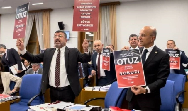 Bütçe Komisyonu’nda asgari ücret polemiği: “17 bin TL'ye geçinebilir misiniz Sayın Bakan?”