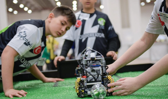 Dünya Robot Olimpiyatı Uluslararası Finali'ne 90 ülke katılıyor