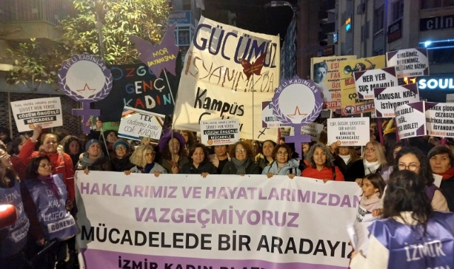 İzmirli kadınlar hep birlikte haykırdı! “Hayatlarımızdan vazgeçmeyeceğiz!”