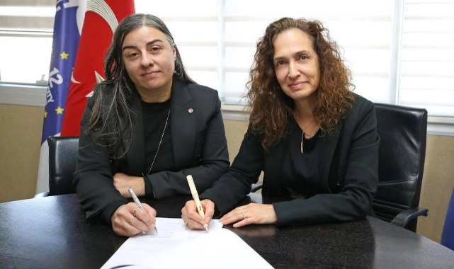 Karşıyaka Belediyesi’nde TİS sevinci: "Emek, bizim için kutsaldır" 