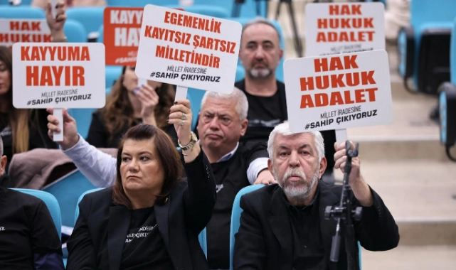 Konak Belediye Meclisi’nden kayyum tepkisi