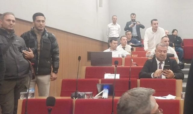 Öldürülen kadınları suçlamıştı: Meclis toplantısında "Latif Aydemir" krizi!