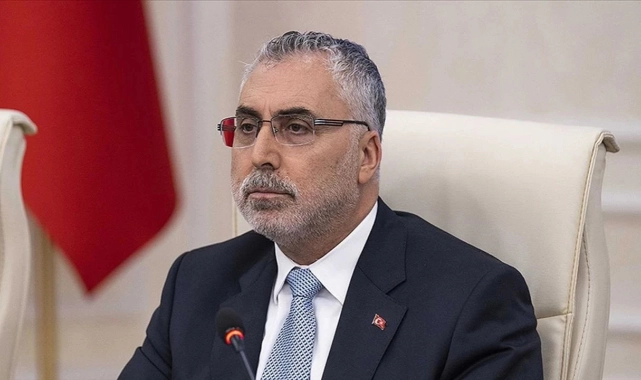 Bakan Işıkhan'dan asgari ücrete ilişkin açıklama: Komisyon üyeleri teklifleri değerlendirecek