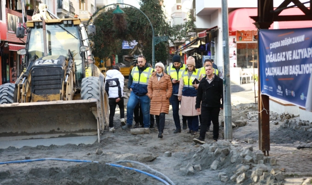 Efes Selçuk'ta çarşı içi çalışmalar hız kesmeden devam ediyor