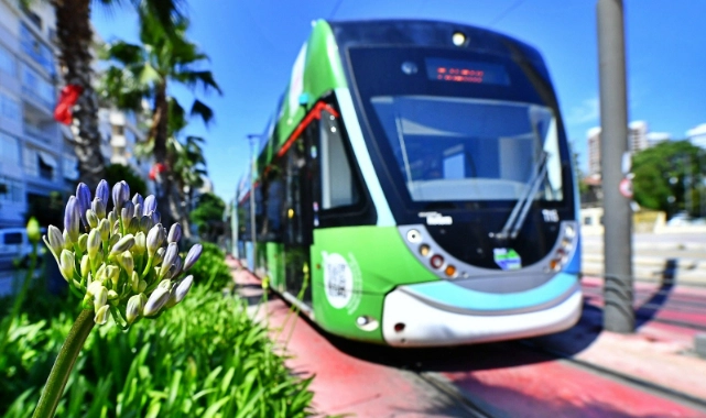 ESHOT ilave seferlerle destek veriyor: Elektrik arızaları tramvay seferlerini aksattı