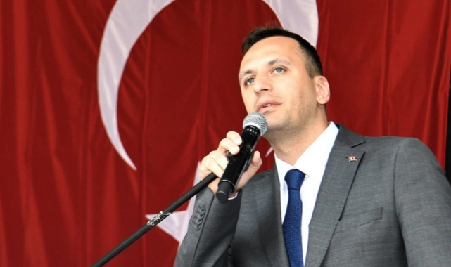 Eşki’den imam atamasına tepki: “Okulların manevi danışmana değil temizliğe ihtiyacı var!”