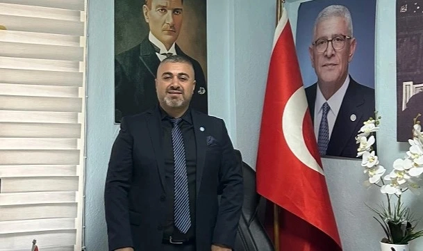 İYİ Parti Bayraklı İlçe Başkanı Ebubekir Çelik'ten 2025 Yılı Mesajı: "Hedefimiz Türkiye'nin Aydınlık Geleceği"